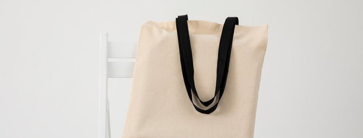 How to Personalize Tote Bags for Gifts Events  and Branding-02.jpg